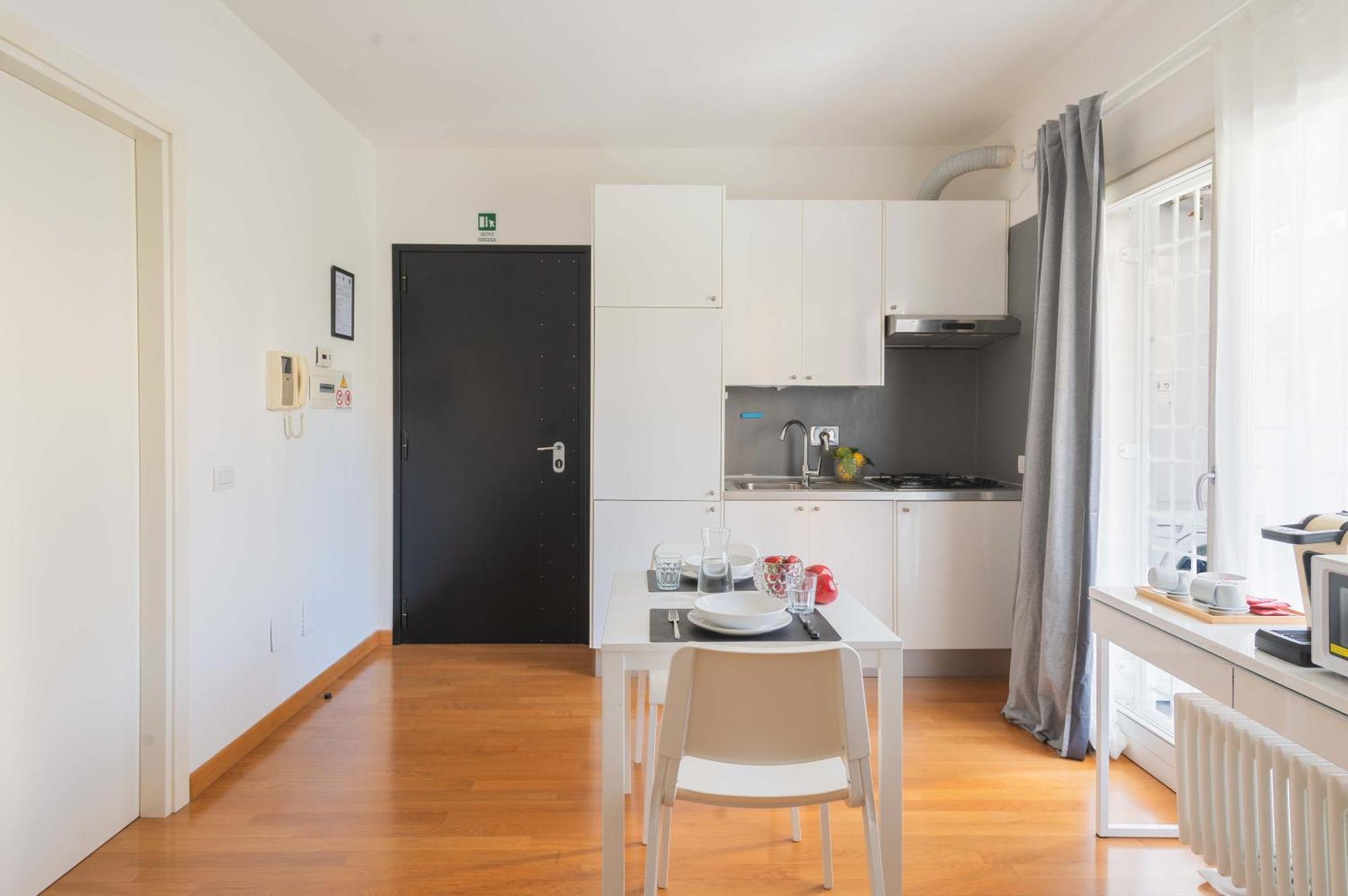 Loverhome Apartment 3 Ρώμη Εξωτερικό φωτογραφία